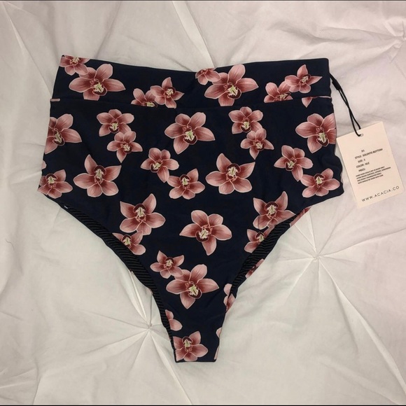 Acacia Solento Bottoms - Picture 1 of 1